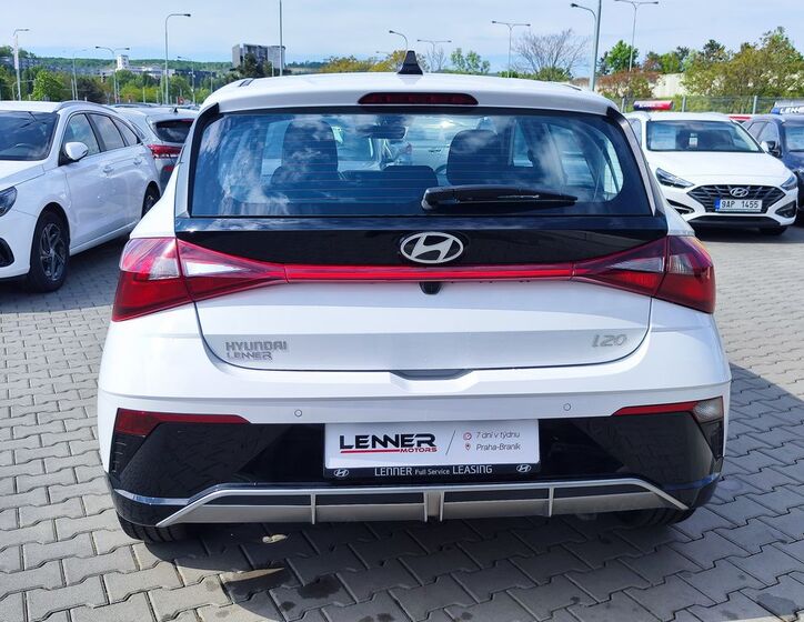 Hyundai i20 6