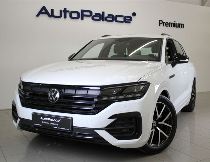 Volkswagen Touareg 1