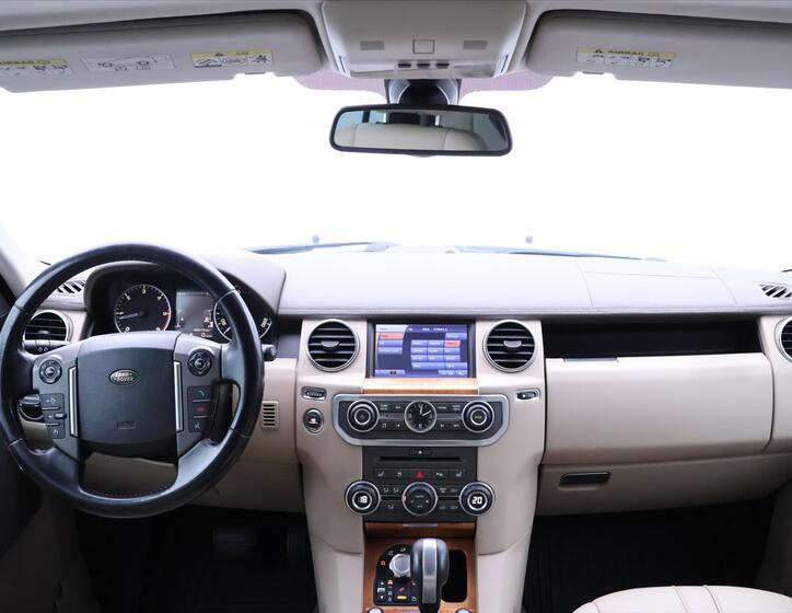 Land Rover Discovery 32
