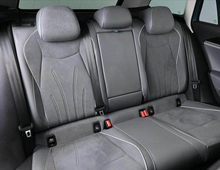 Volkswagen Passat 30