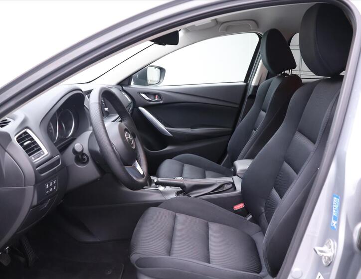 Mazda 6 10