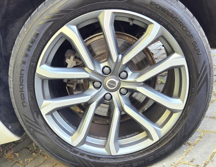 Volvo XC90 26