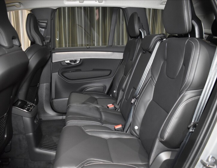 Volvo XC90 19