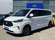 Ford Tourneo Custom 1