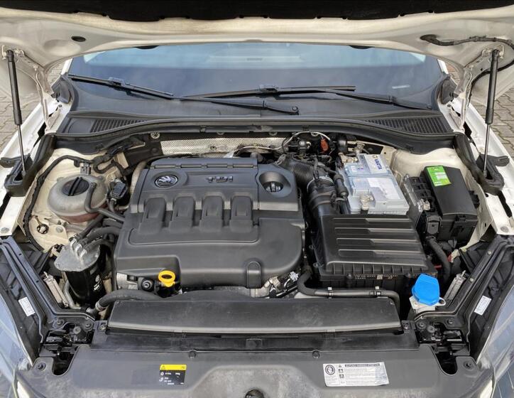 Škoda Superb 41