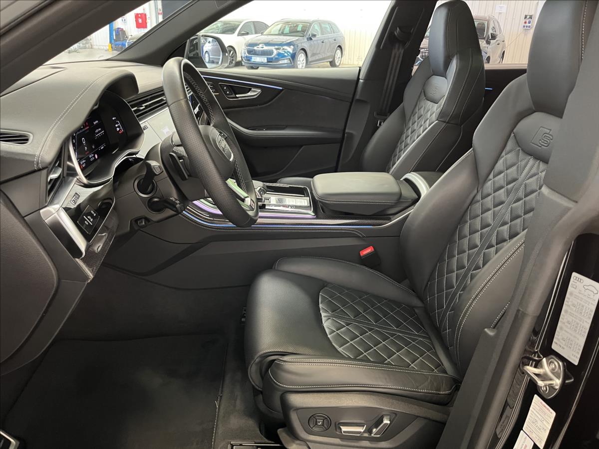 Audi SQ8