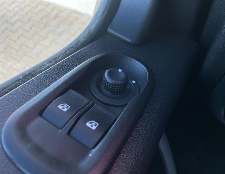 Renault Master 18
