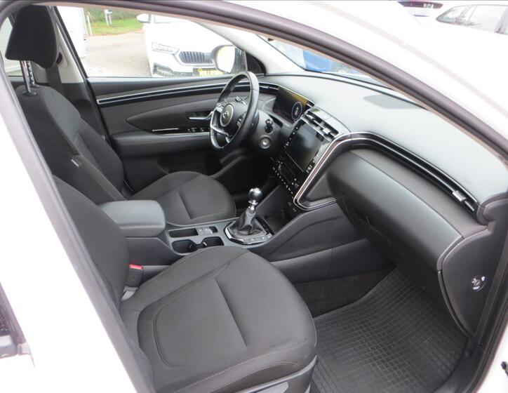 Hyundai Tucson 10