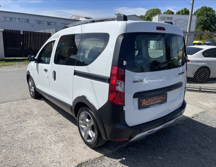 Dacia Dokker 8
