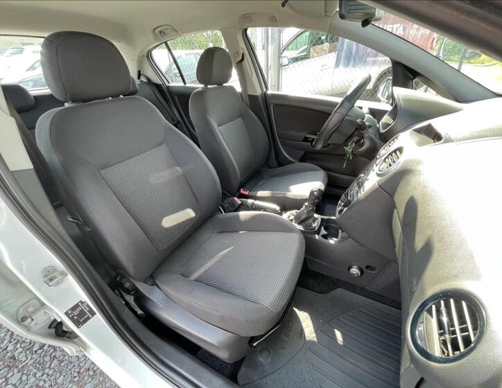 Opel Corsa 28