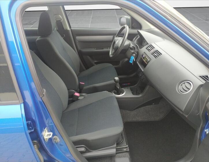 Suzuki Swift 18