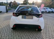 Toyota Yaris 5