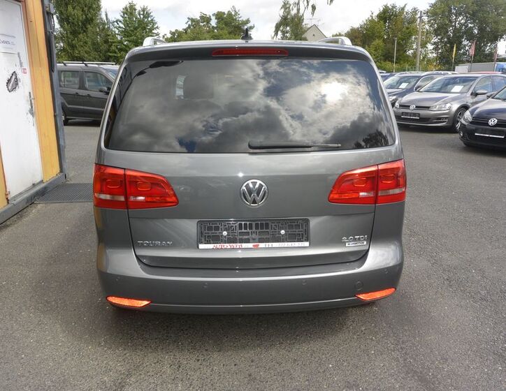 Volkswagen Touran 6