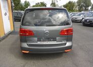 Volkswagen Touran 6