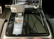 Audi Q7 24