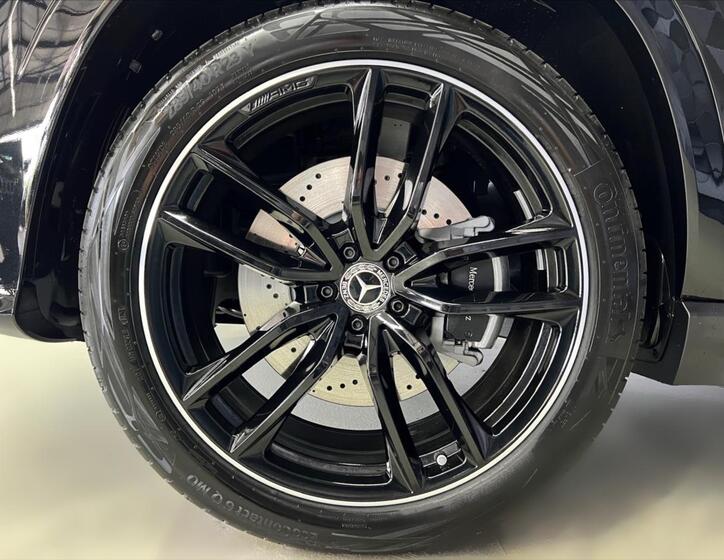 Mercedes-Benz GLS 8