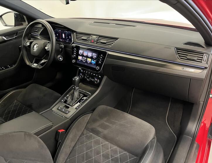 Škoda Superb 22