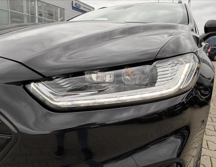 Ford Mondeo 9