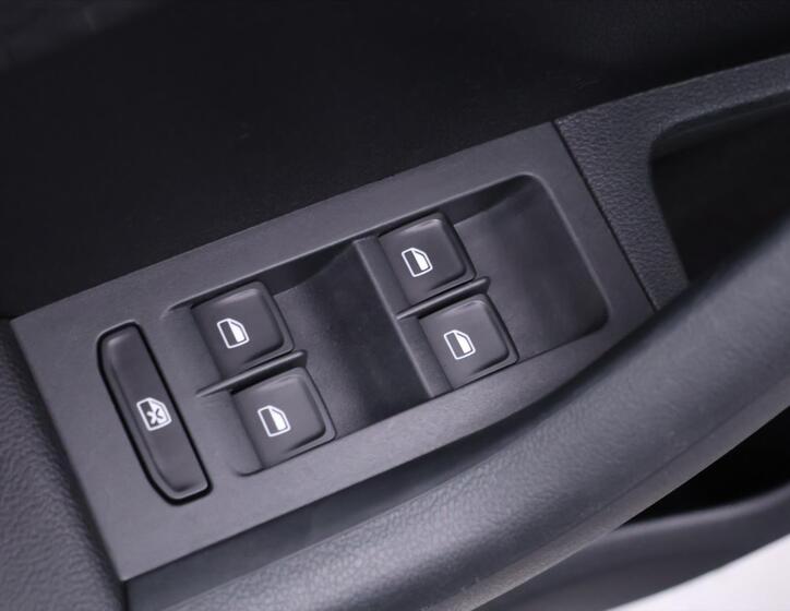 Škoda Octavia 16