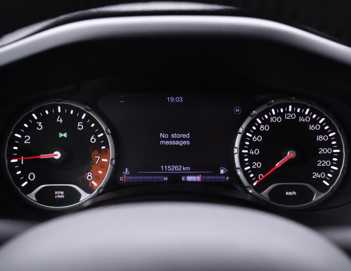Jeep Renegade 14
