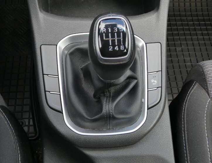 Hyundai i30 17