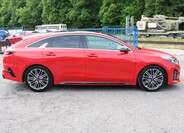 KIA ProCeed 4