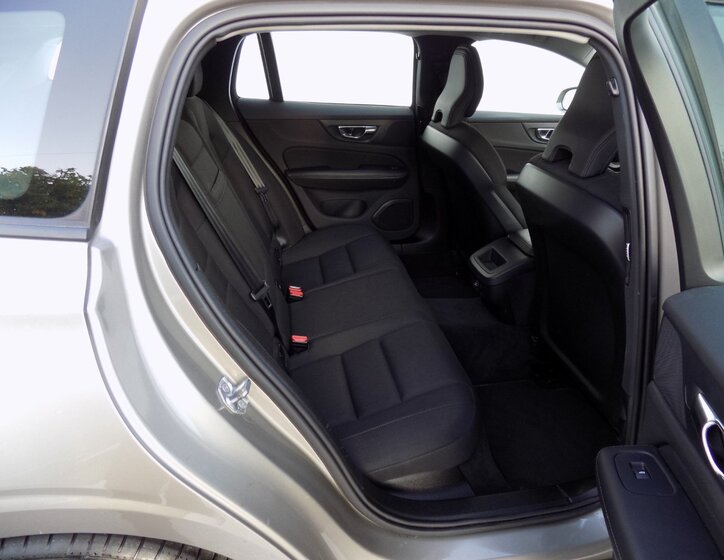 Volvo V60 18