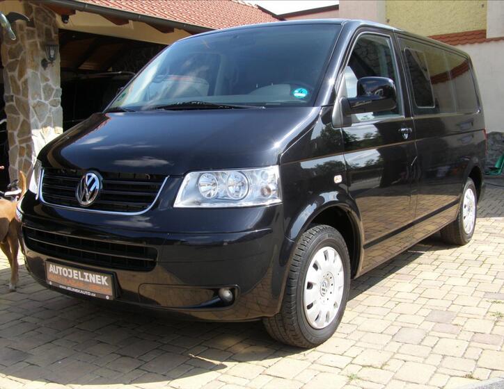 Volkswagen Caravelle 1