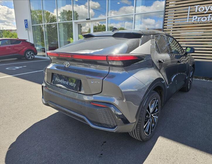 Toyota C-HR 16