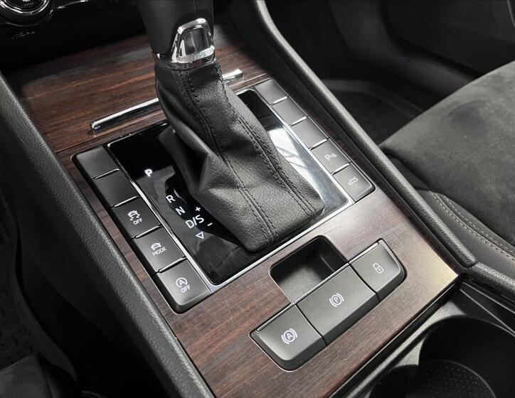 Škoda Superb 14