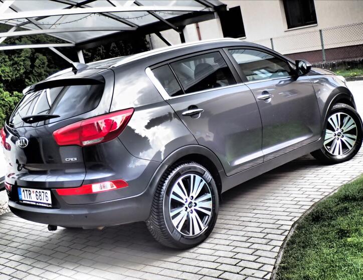 KIA Sportage 4