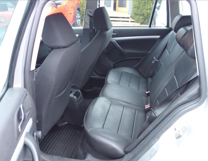 Škoda Octavia 14
