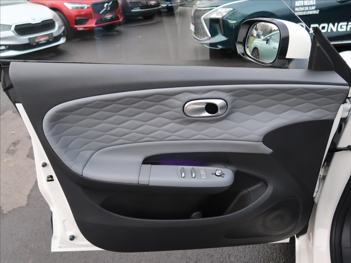 Dongfeng Box