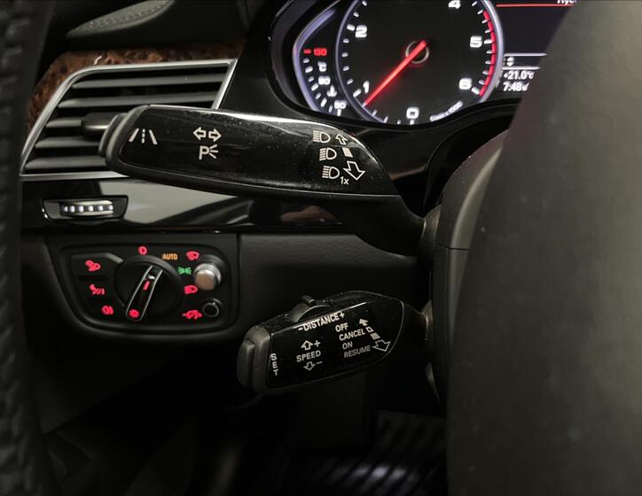 Audi A8 18