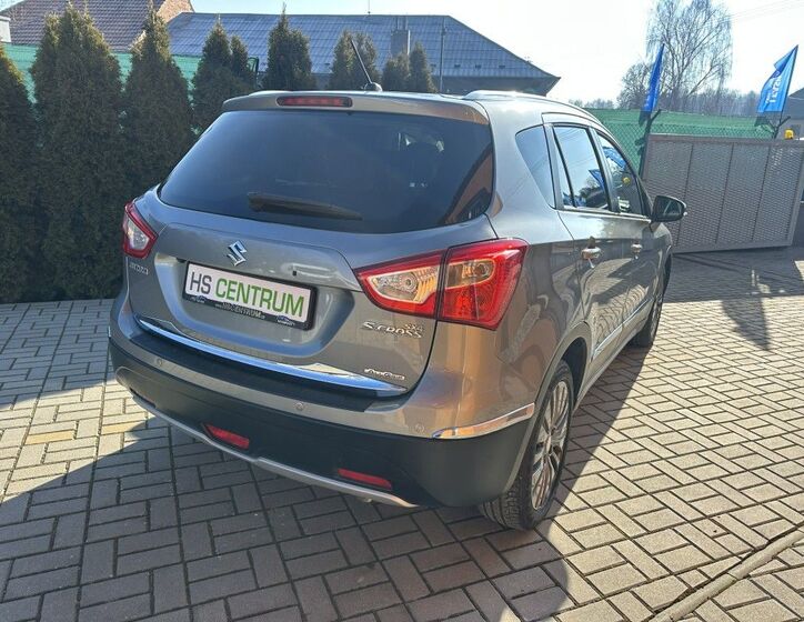 Suzuki SX4 S-Cross 3