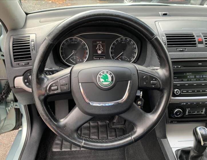 Škoda Octavia 10