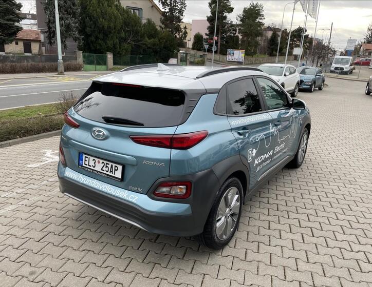 Hyundai Kona 5