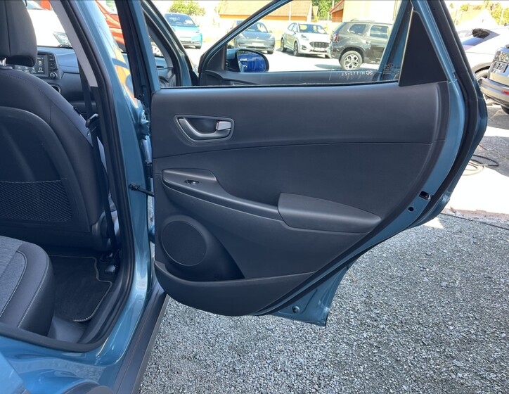 Hyundai Kona 56
