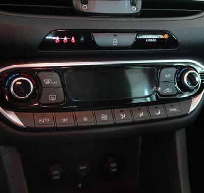 Hyundai i30 15