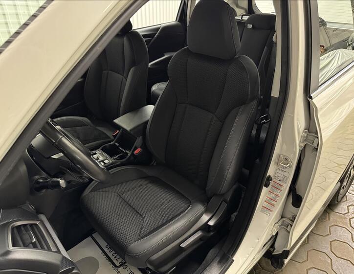 Subaru Forester 30