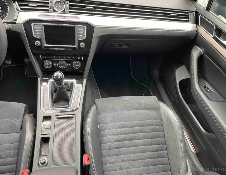 Volkswagen Passat 13