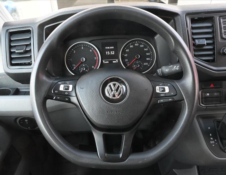 Volkswagen Crafter 16