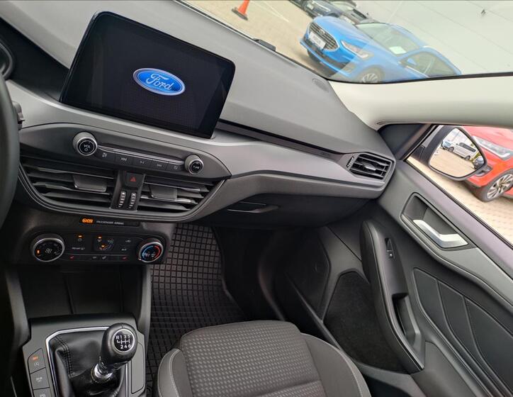 Ford Focus 34