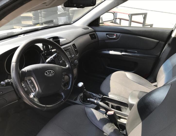 KIA Magentis 9