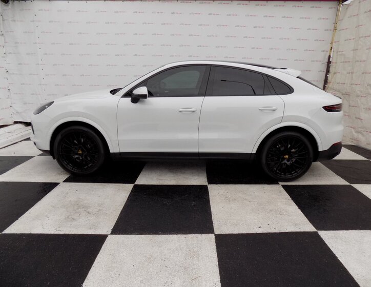 Porsche Cayenne 2