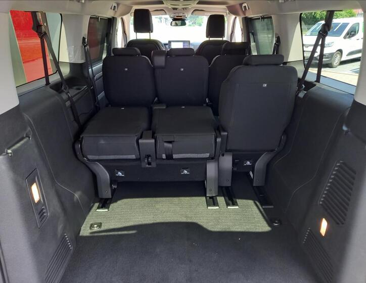 Toyota ProAce Verso 11