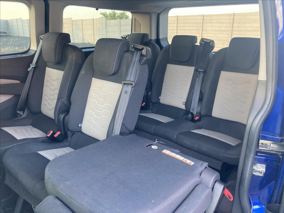 Ford Tourneo Custom