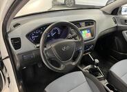 Hyundai i20 6
