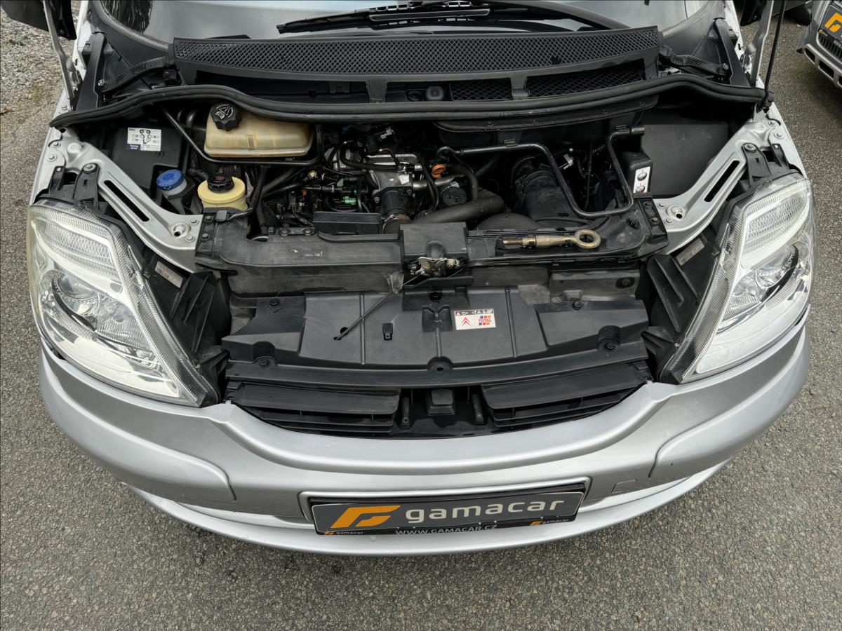 Citroën C8
