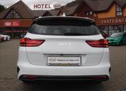 KIA Ceed 8